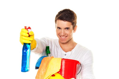 Deep mattress cleaning and dust removal process